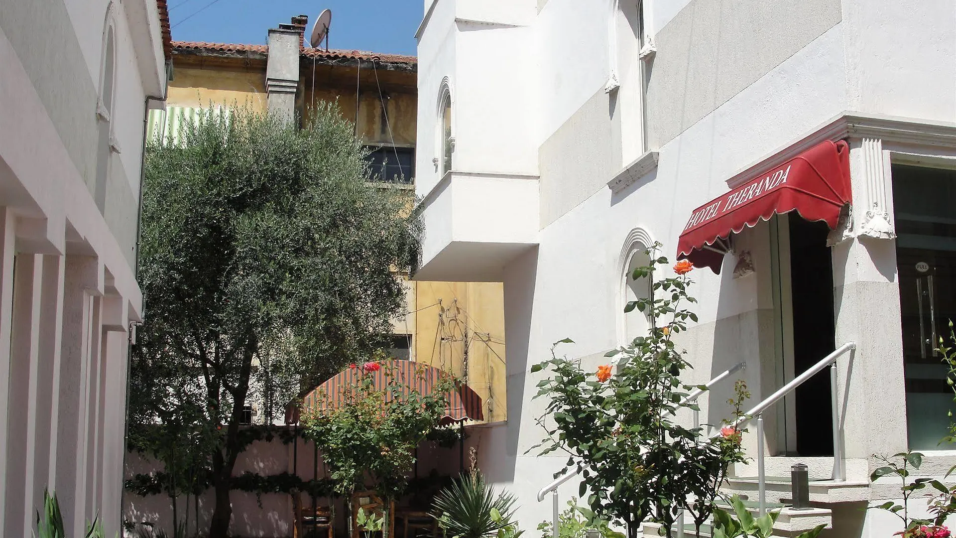 Theranda Boutique Hotel Tirana